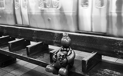 Bronze Sculptures : New York Subway : Tom Otterness : New York :  Photos : Richard Moore : Photographer